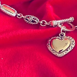 Vintage Retired two toned Toggle 20” necklace